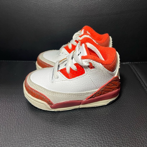 **Jordan 3 Reimagined White Cement (Size 4C) - Toddler Edition** - Picture 3 of 9